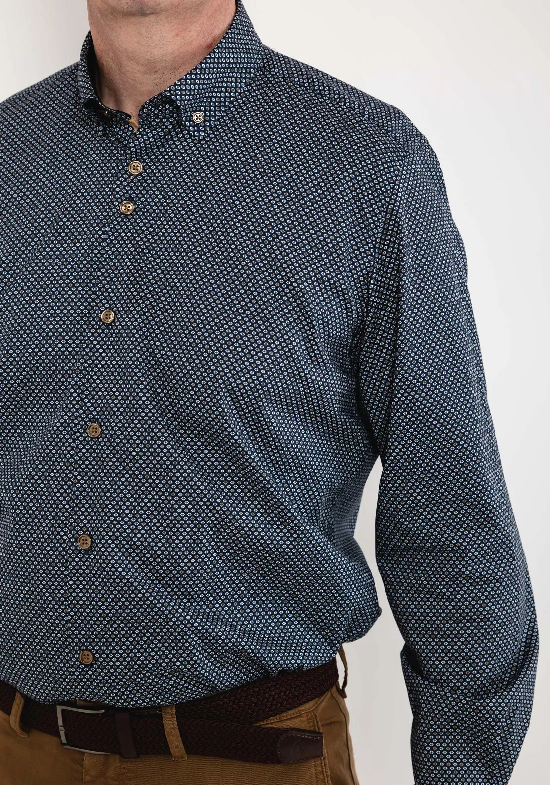 6th Sense Regular Fit Printed Shirt, Navy & Gold