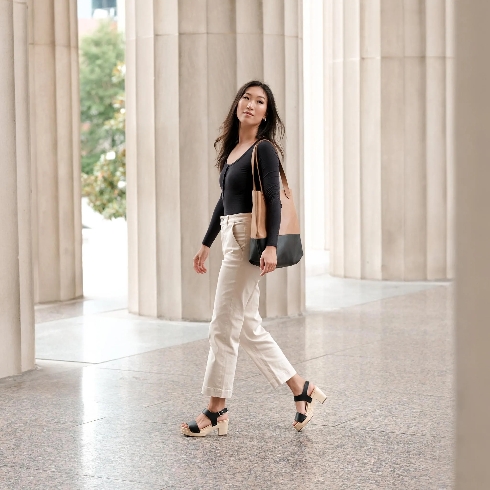 All-Day Open Toe Clog Black