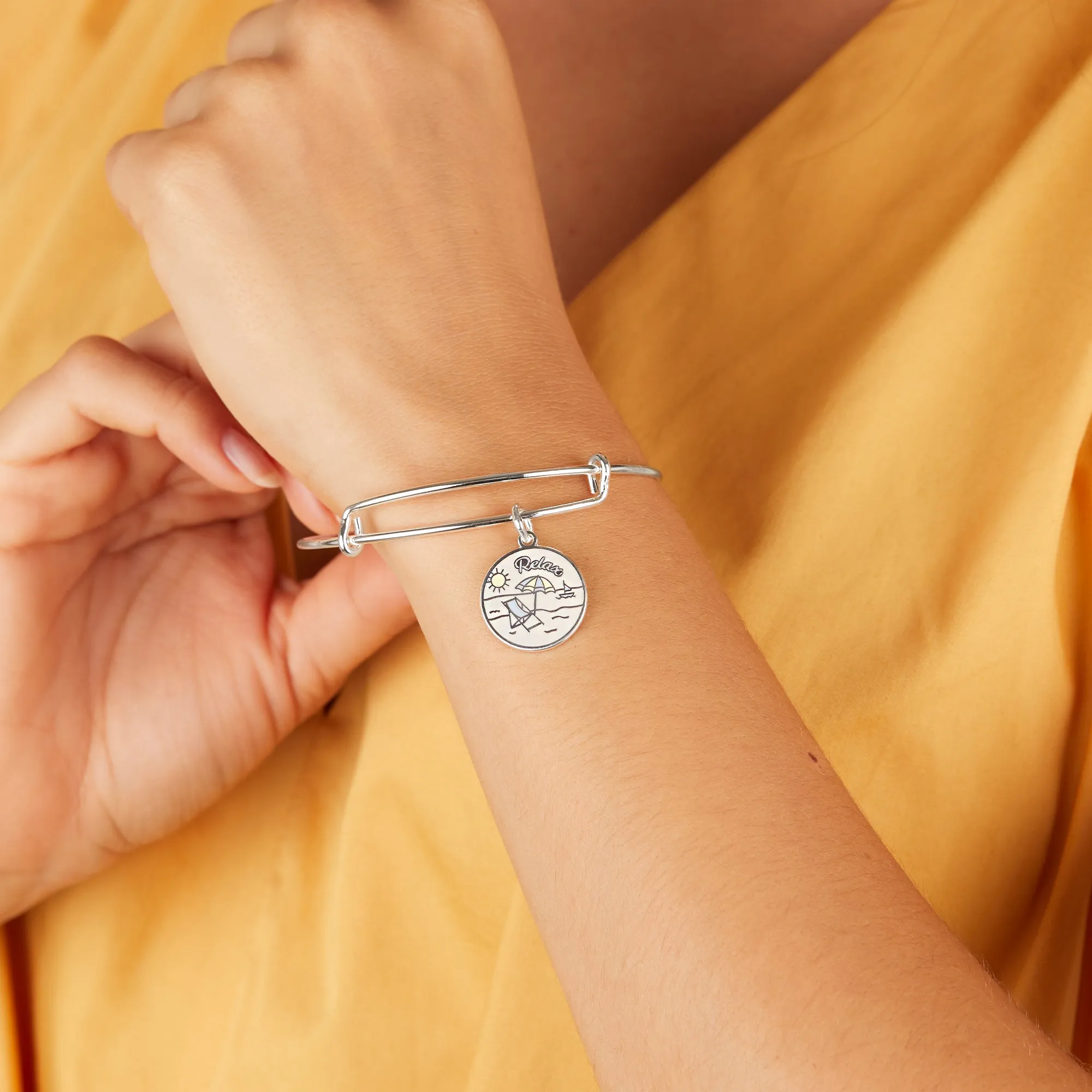 'Happy Retirement' Charm Bangle