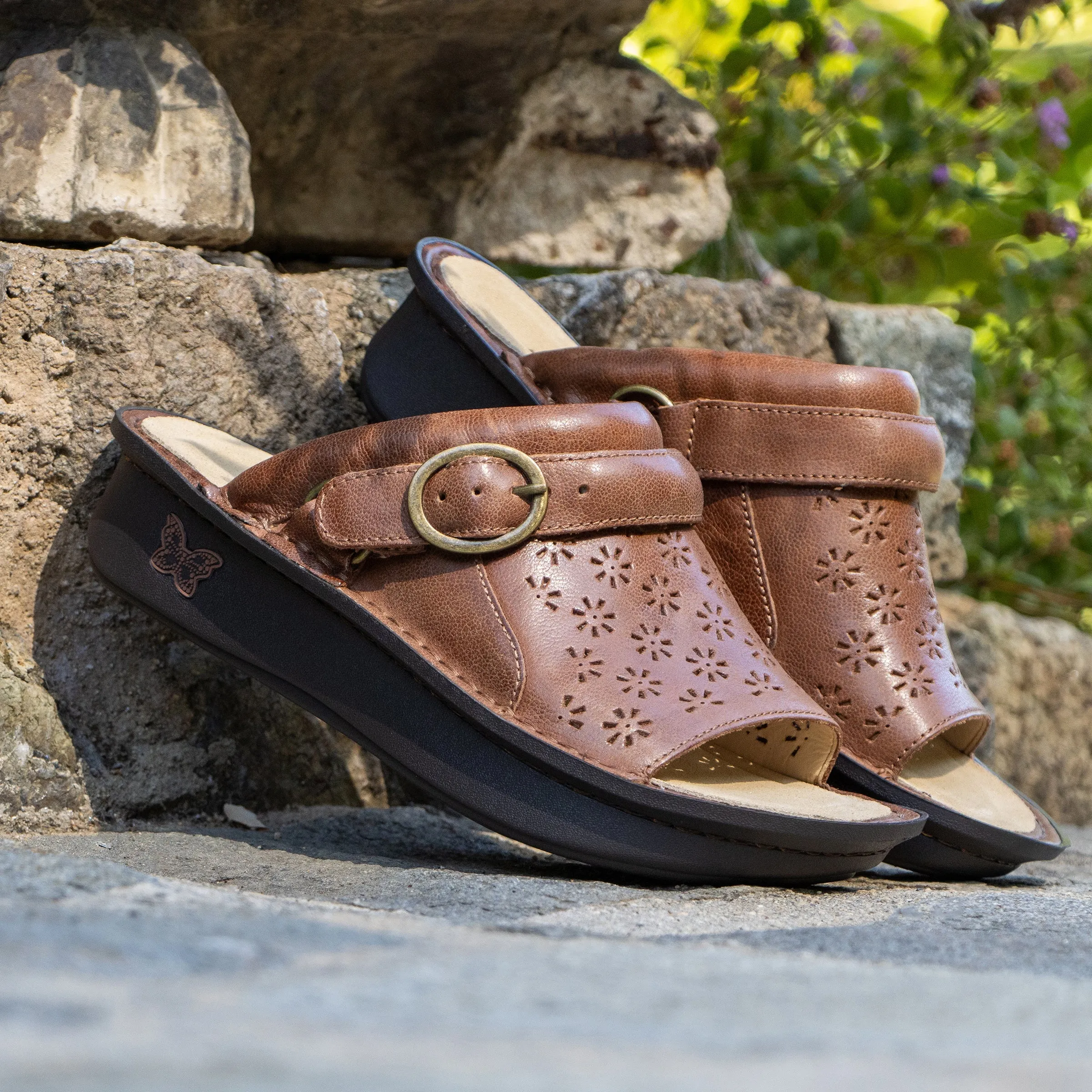 Klover Walnut Sandal