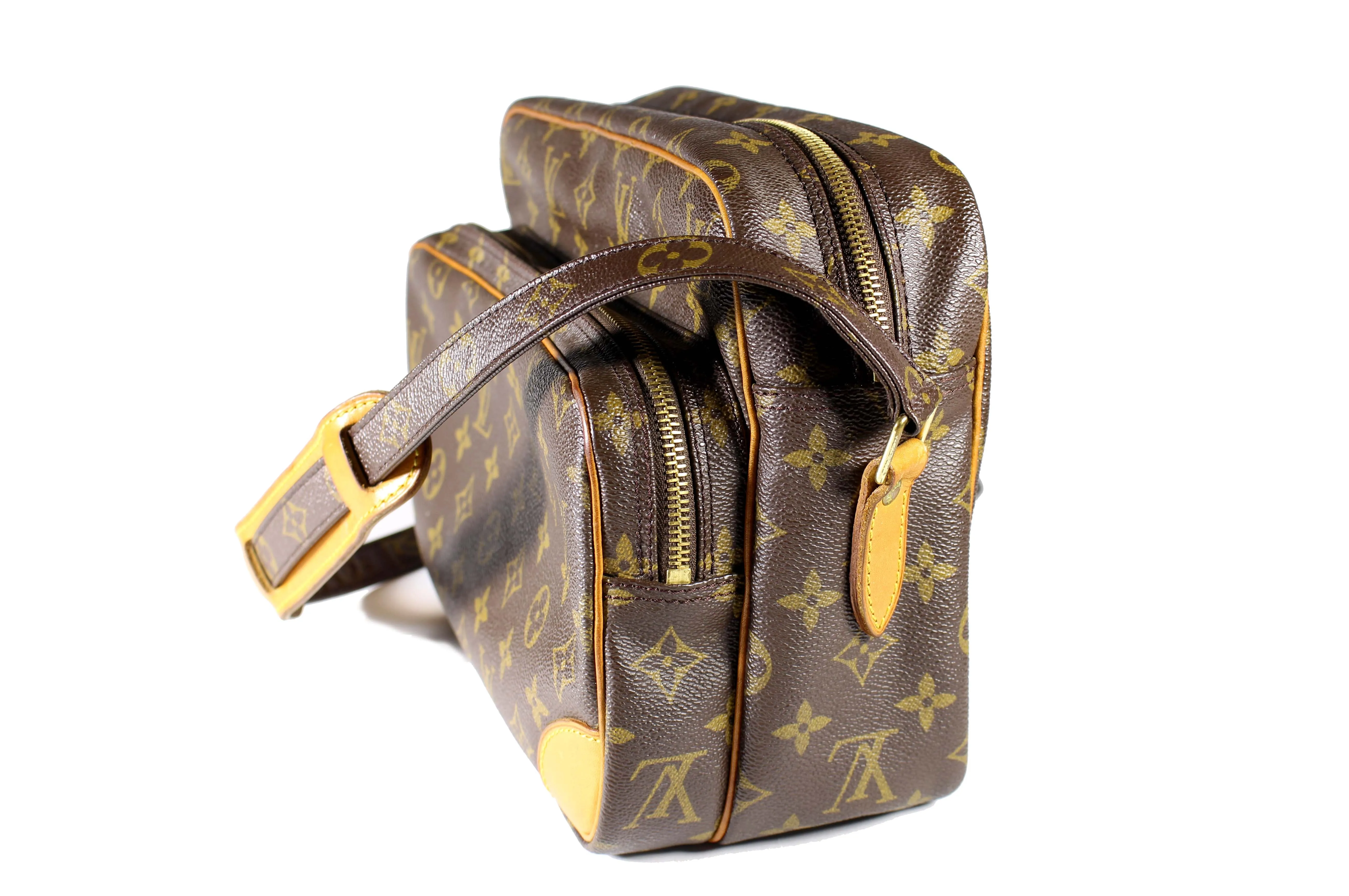 LOUIS VUITTON Nile monogram canvas bag