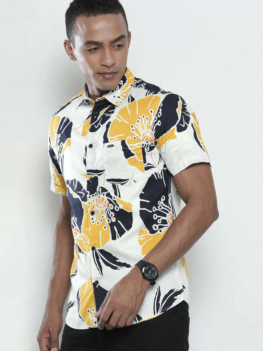 Men Abstract Resortwear Shirt