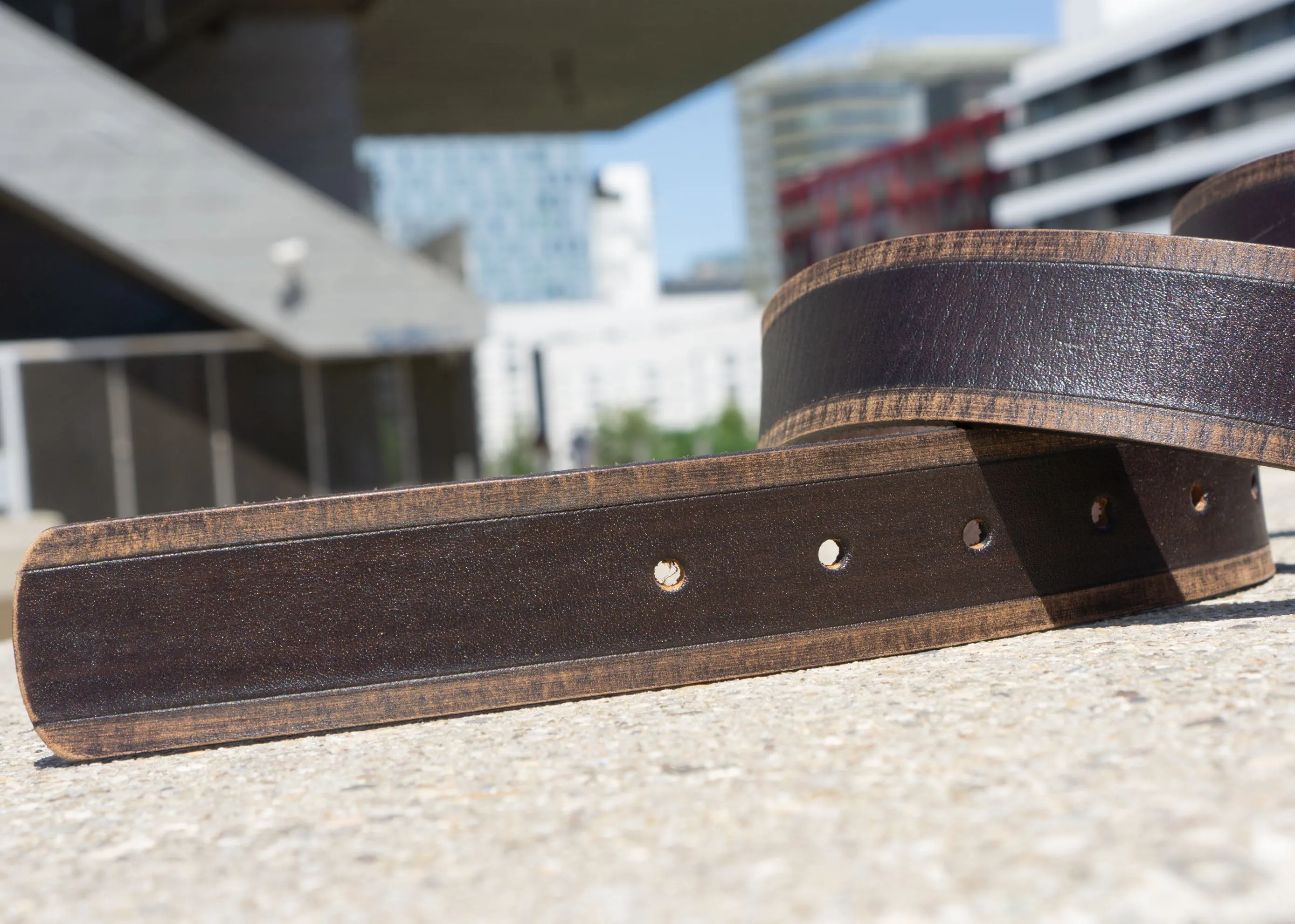 Men’s Leather Belt "History" | Handmade | Vintage Brown