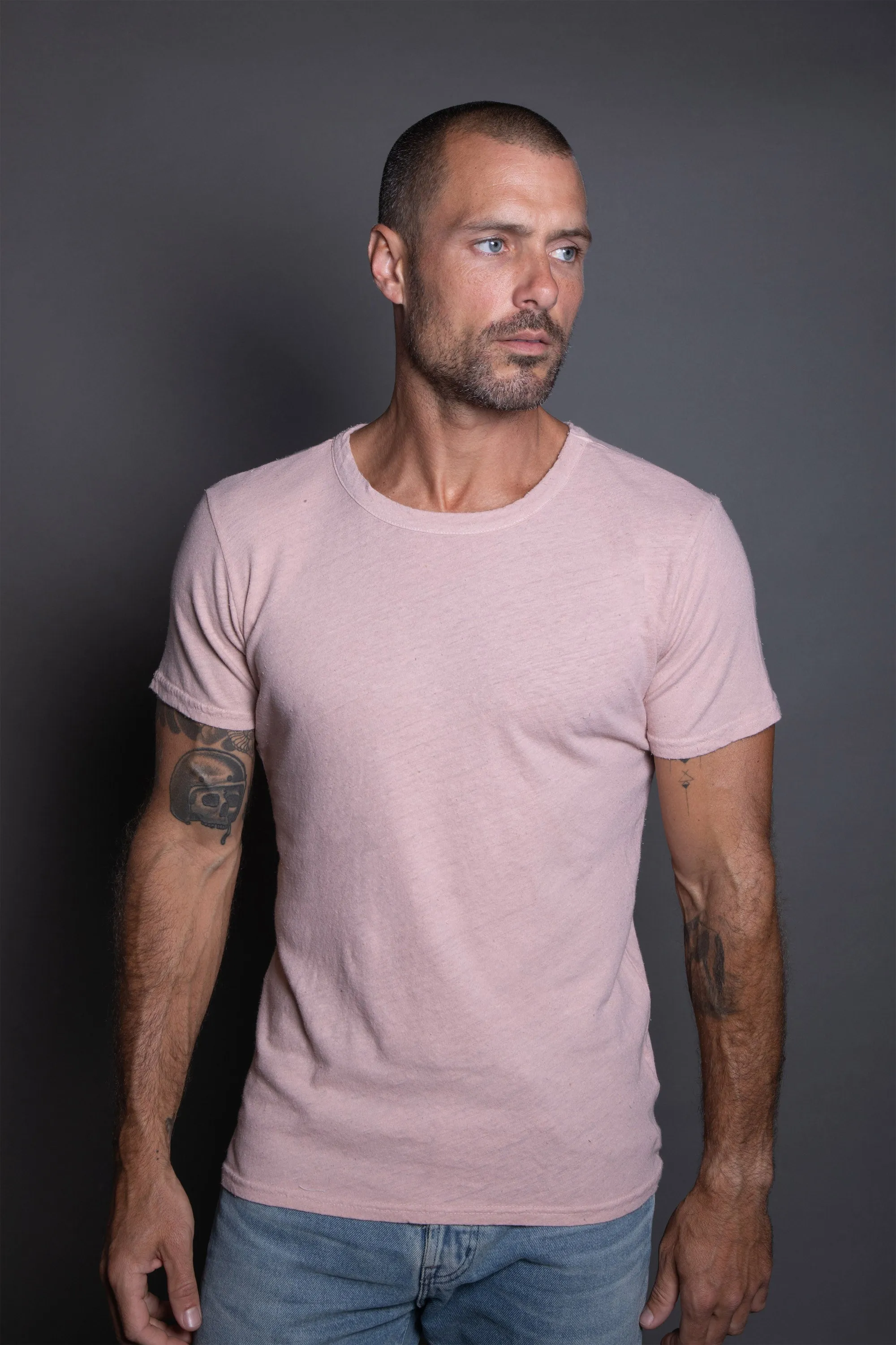 Men's Linen Blend Wide Neck Band Tee