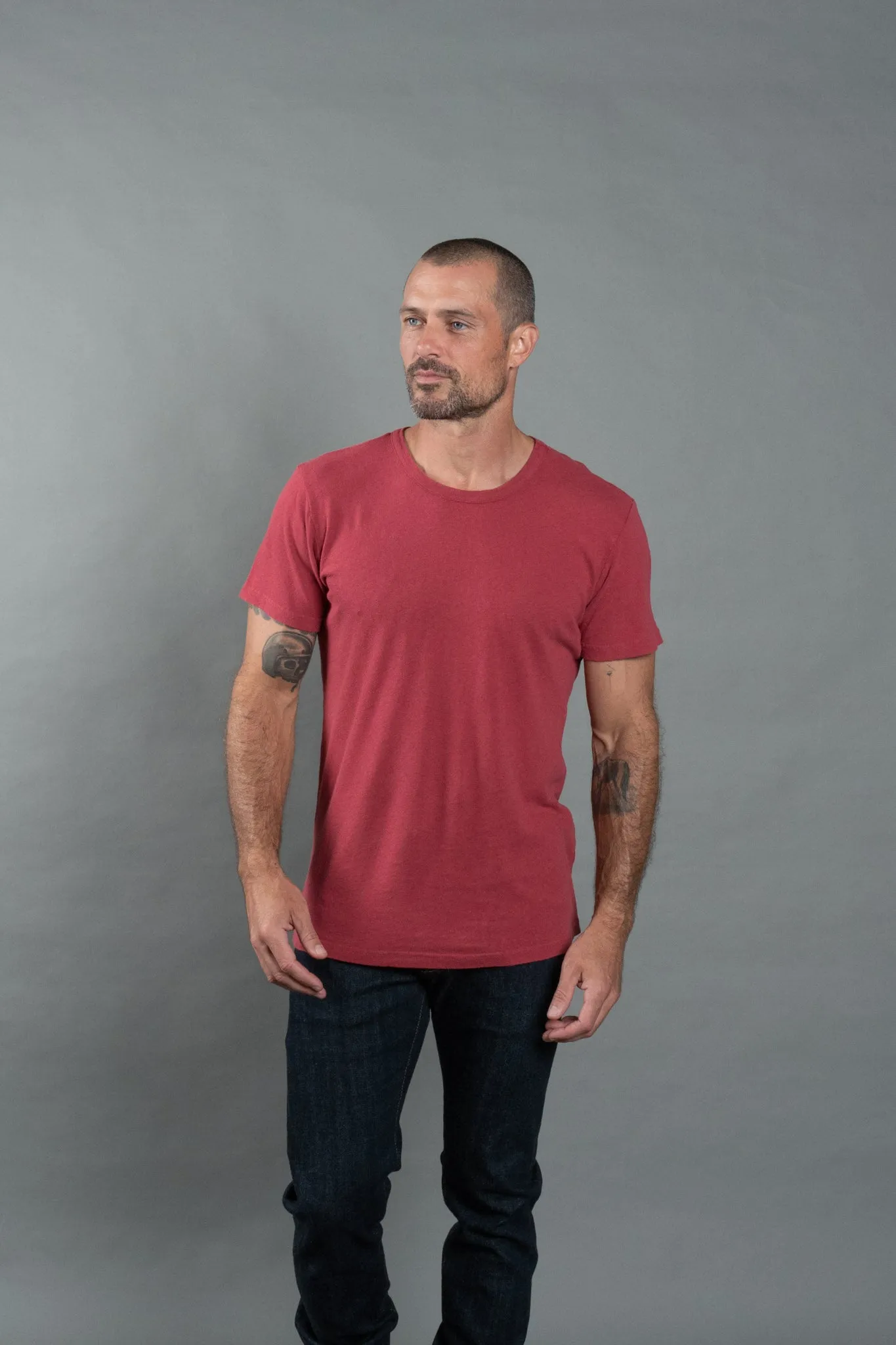 Men's Linen Blend Wide Neck Band Tee