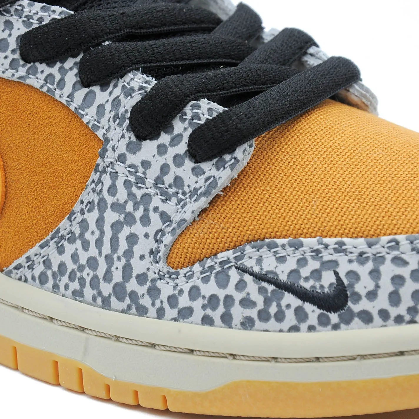 NIKE SB DUNK LOW SAFARI