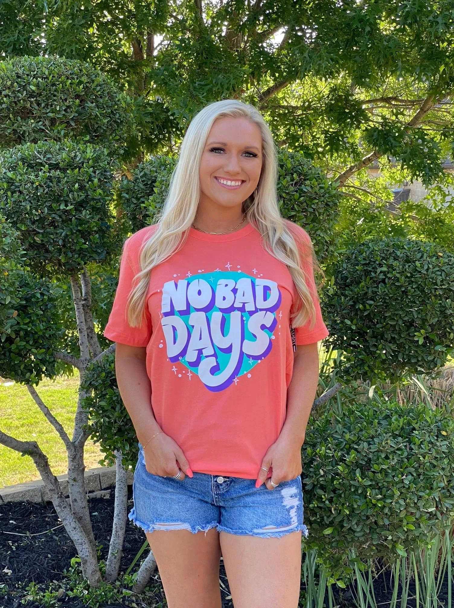 {NO BAD DAYS} Retro Coral Crew Neck Tee