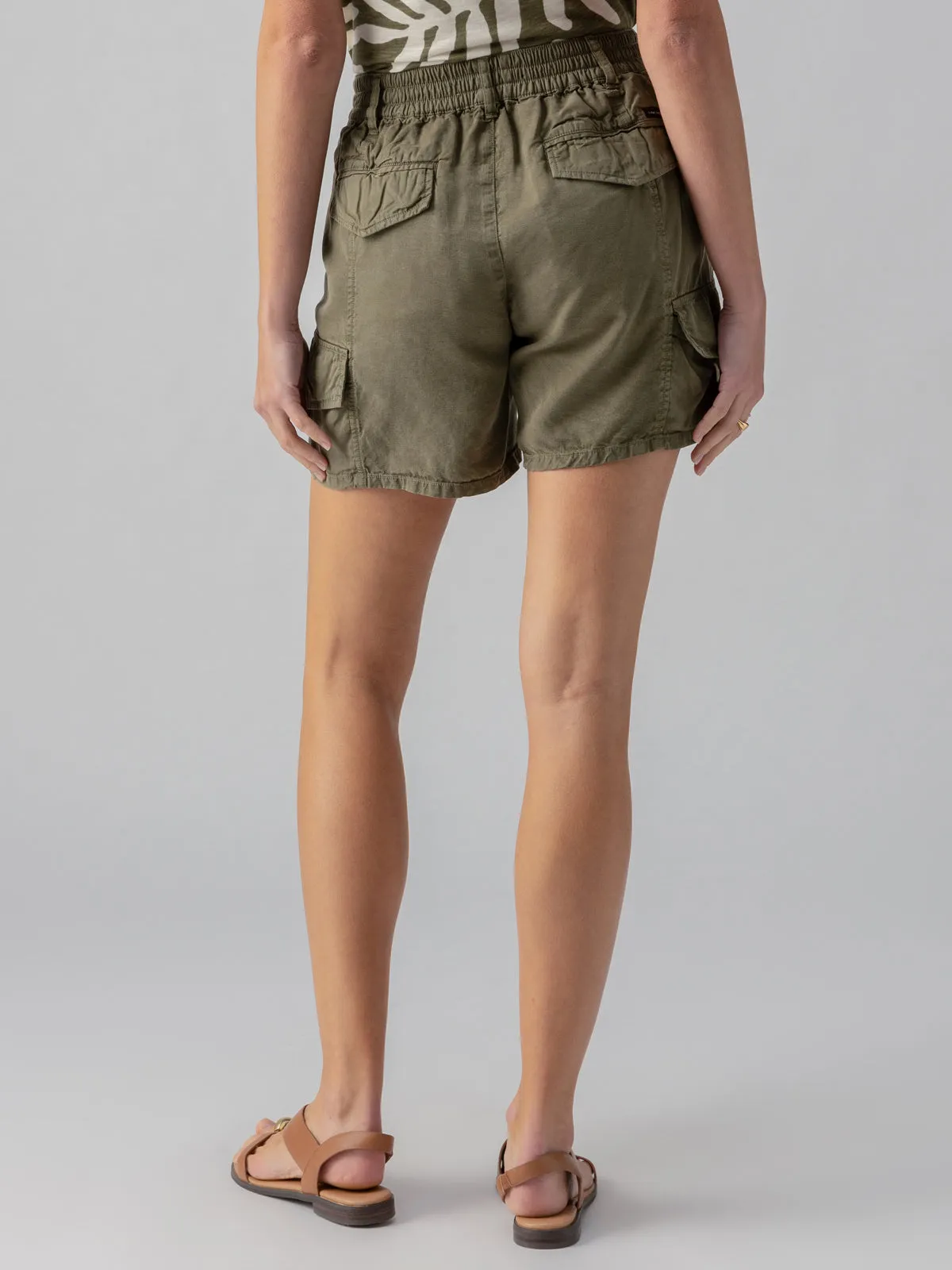 Relaxed Rebel Standard Rise Short Burnt Olive