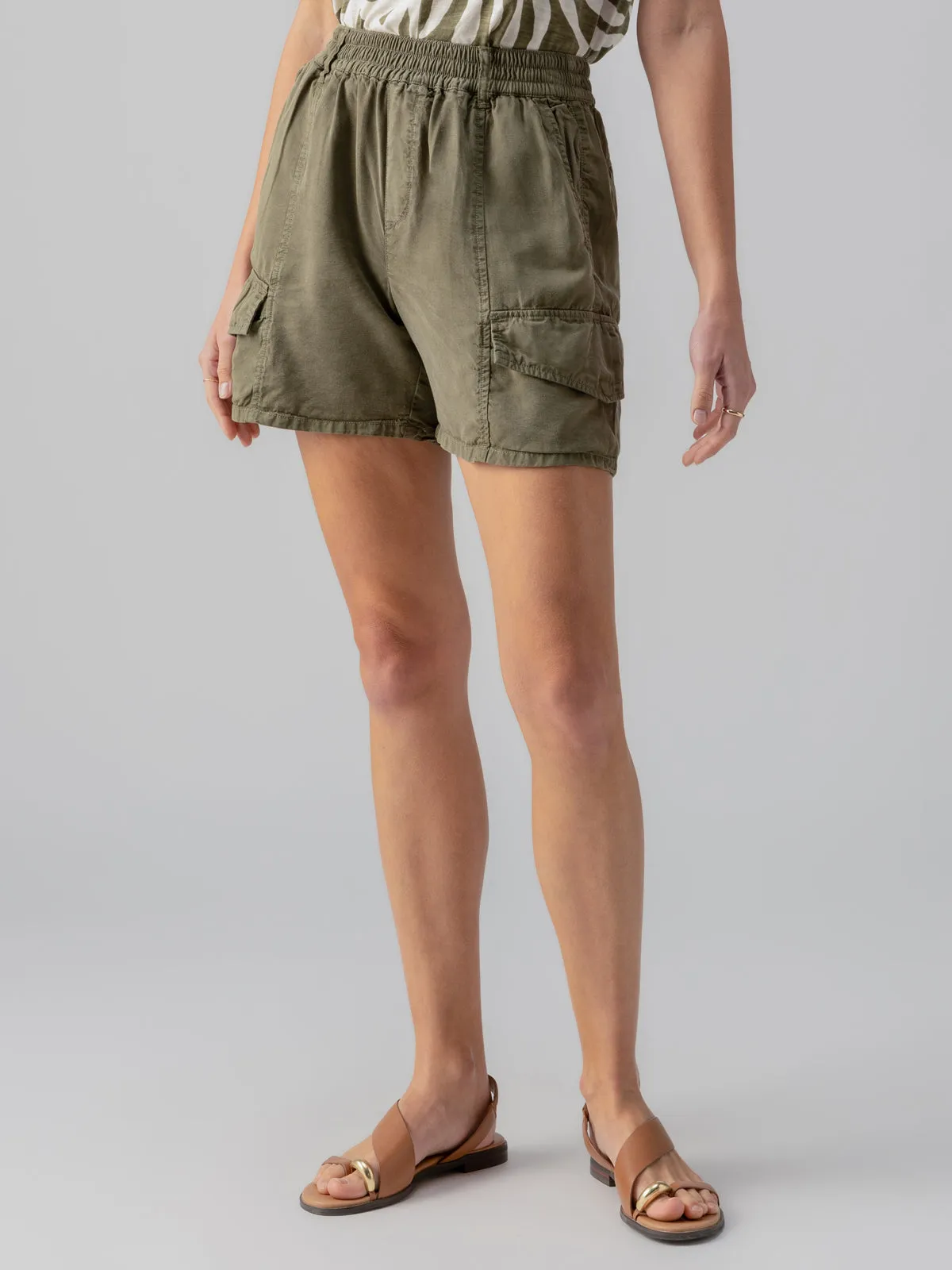 Relaxed Rebel Standard Rise Short Burnt Olive