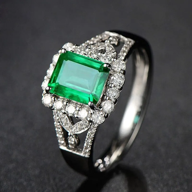 Vintage Emerald Resizable Diamond Ring - 925 Sterling Silver