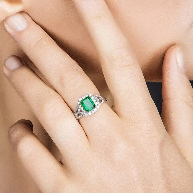 Vintage Emerald Resizable Diamond Ring - 925 Sterling Silver